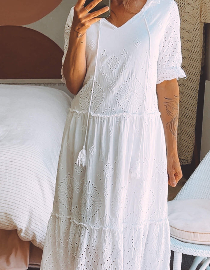 White Cotton Broderie Anglaise Dress // Small