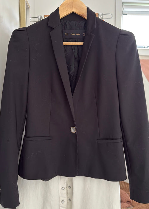 ZARA Black Blazer // Small