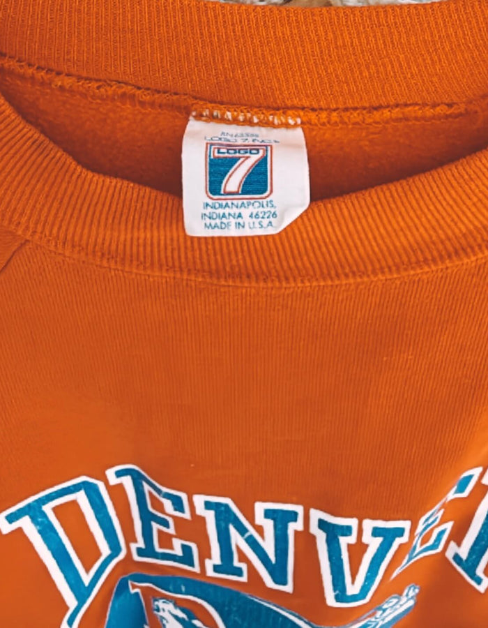 LOGO 7 DENVER BRONCOS Sweatshirt // Small