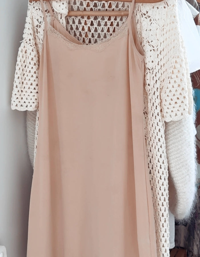 DEMURE NUDE SLIP // Medium