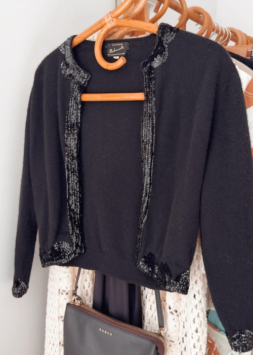 MADEMOISELLE // VINTAGE CROPPED CARDI // ANGORA/LAMBSWOOL // Small (EUR 36)