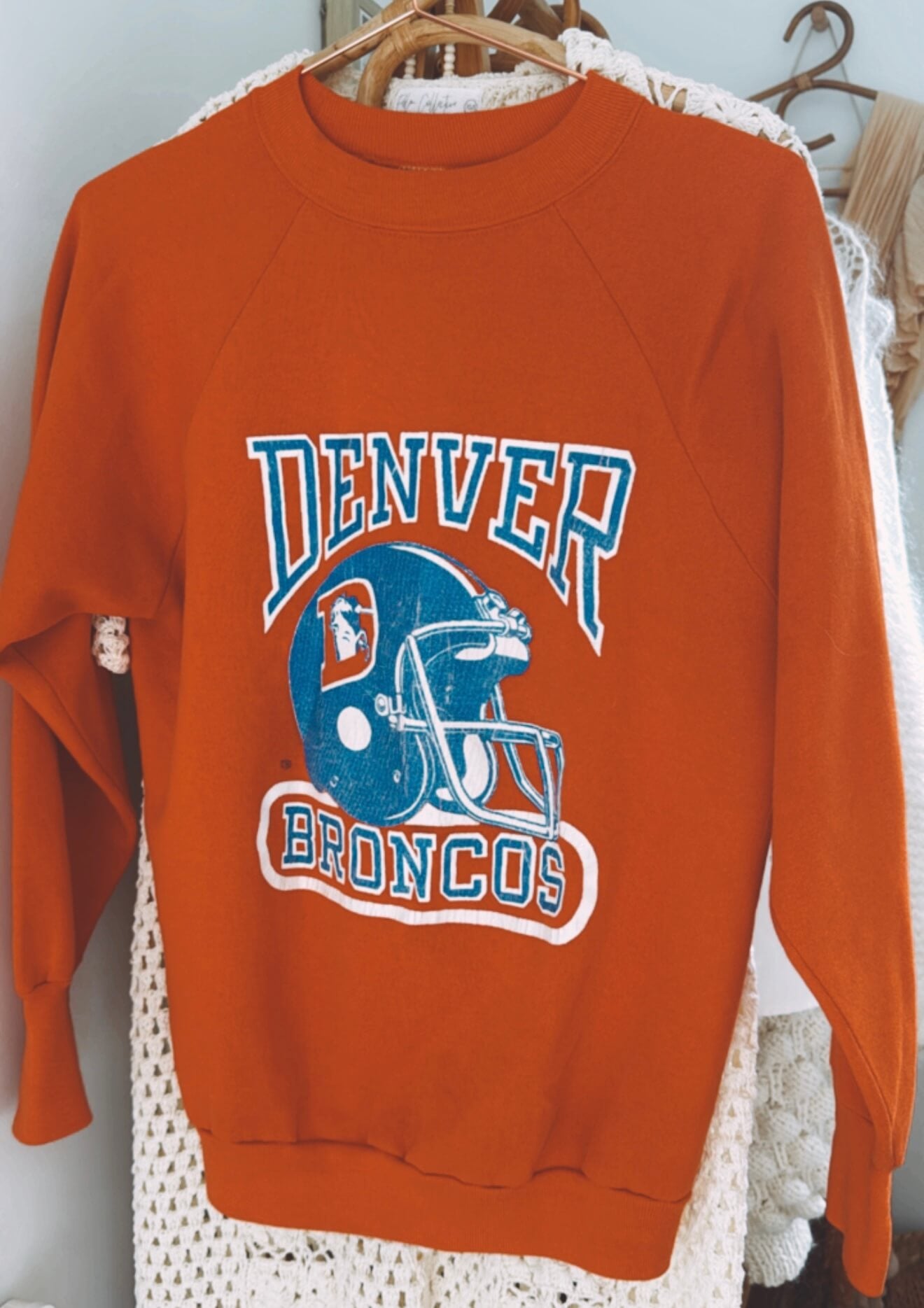 LOGO 7 DENVER BRONCOS Sweatshirt // Small