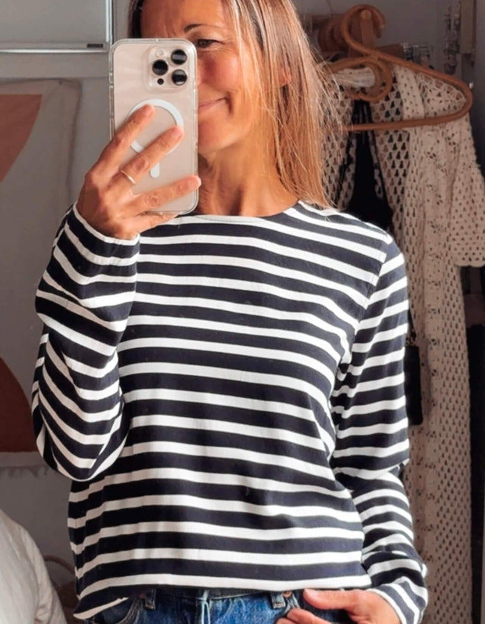 TRENERY // Navy Striped Crew Top // Small