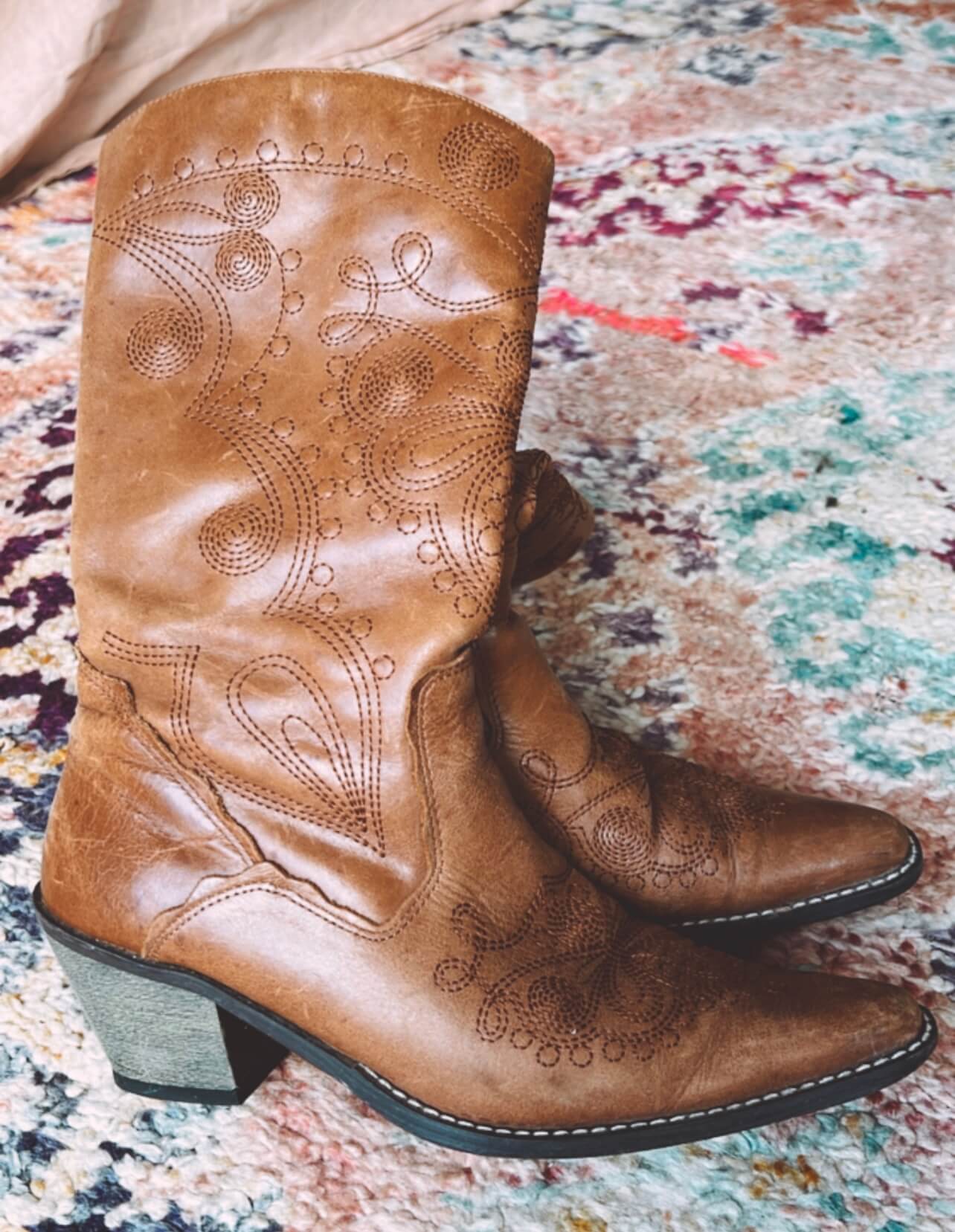 Leather Cowboy Boot // EUR 38