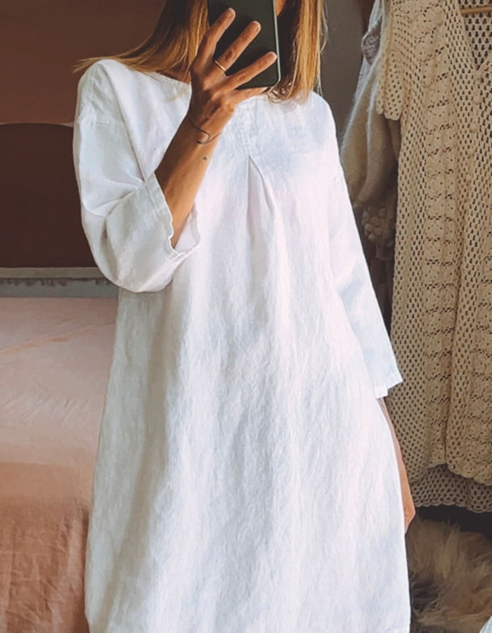 White Linen Shift Dress // Small