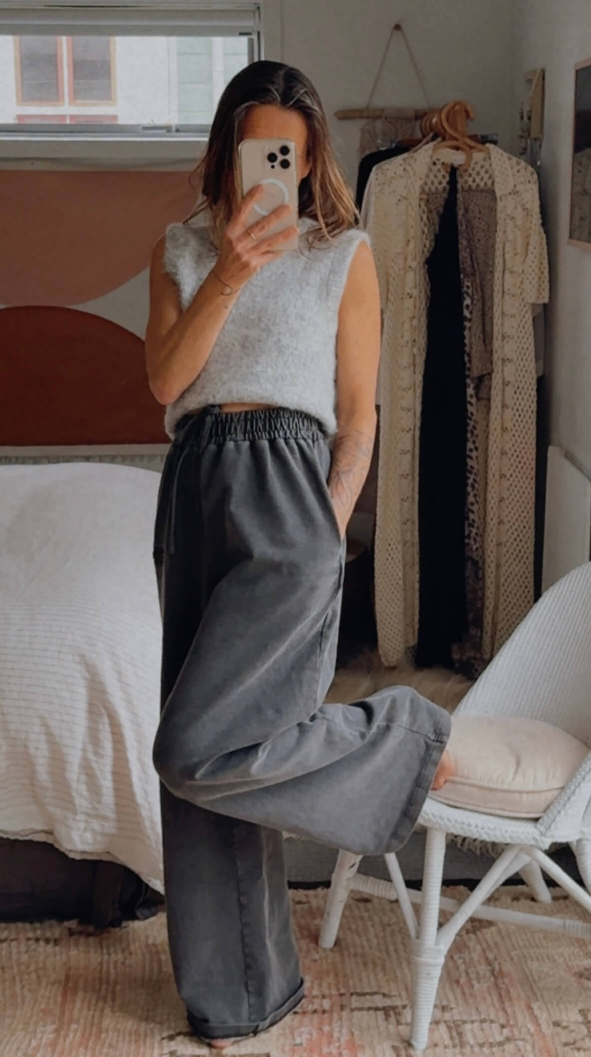 SŚAINT // ACID WASH TRACKPANT // CHARCOAL // XS/S