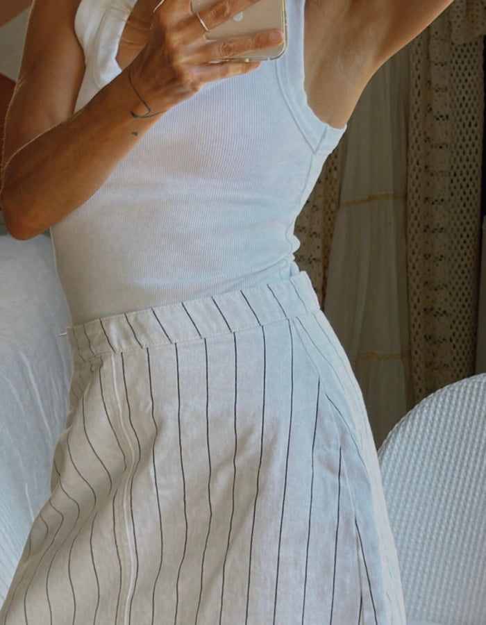 COTTON ON // A-line Mini Skirt // Black/White Pinstripe // Size 8