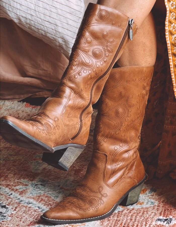 Leather Cowboy Boot // EUR 38