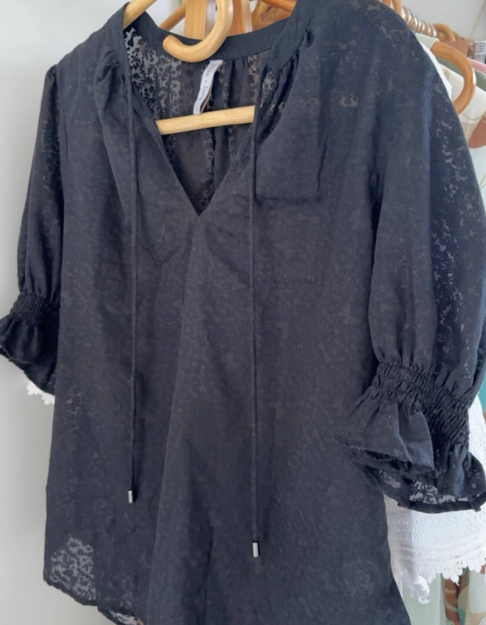 LEILA & LUCA // Butterfly Blouse // Size 12