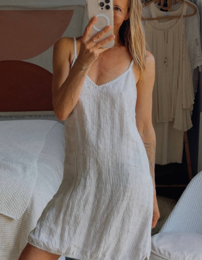 CITTA // Linen Slip // Grey Striped // S/M
