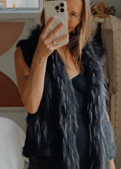 RABBIT FUR VEST // NOIR // Small