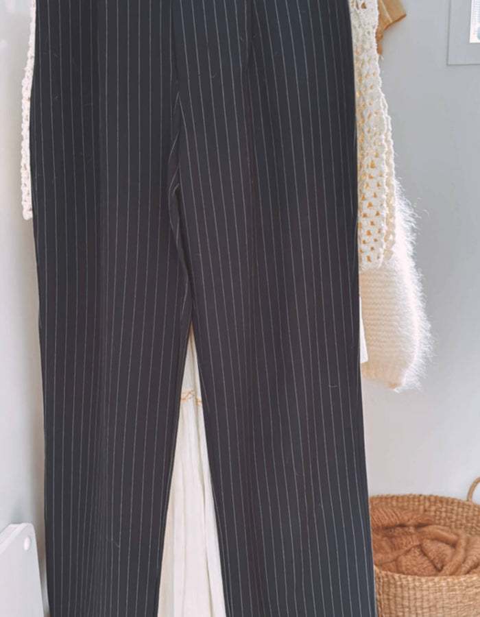 PRINCESS POLLY Pinstriped Pants // Dark Navy // Size 8