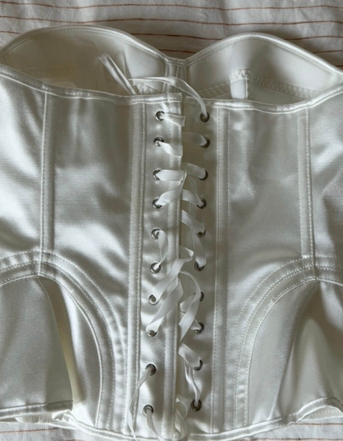 NO LABEL // Satin Corset // Cream // XS