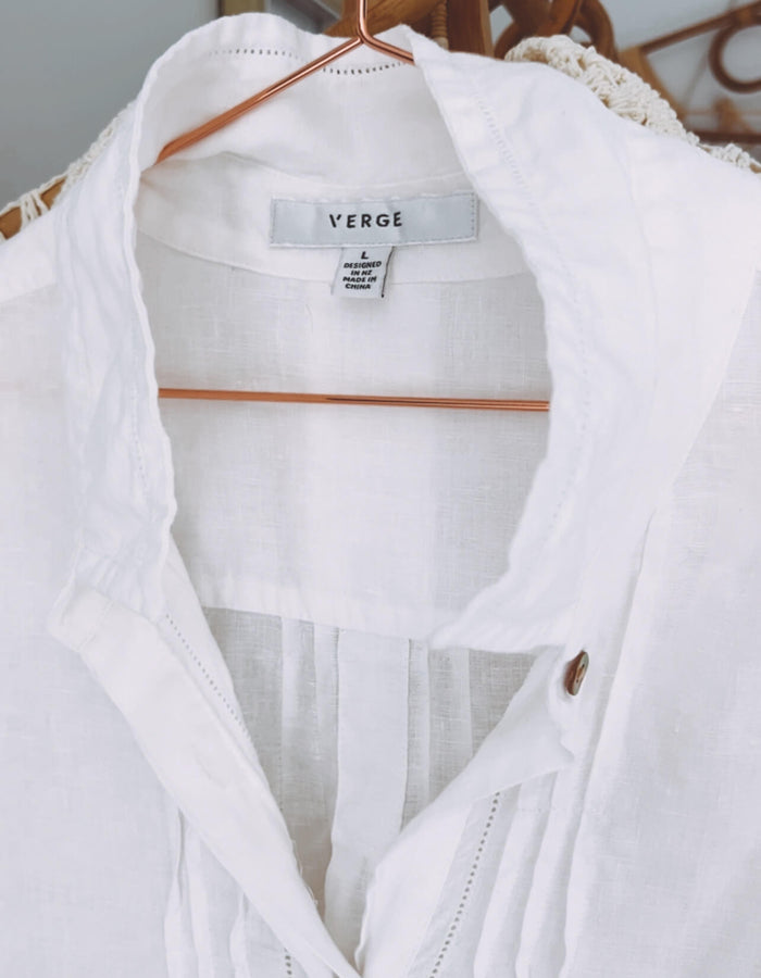 White Linen Shirt // S/M