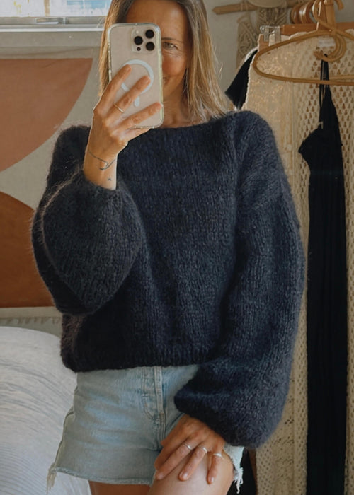 WORN + WILDER // The Cropped Boatneck // Black