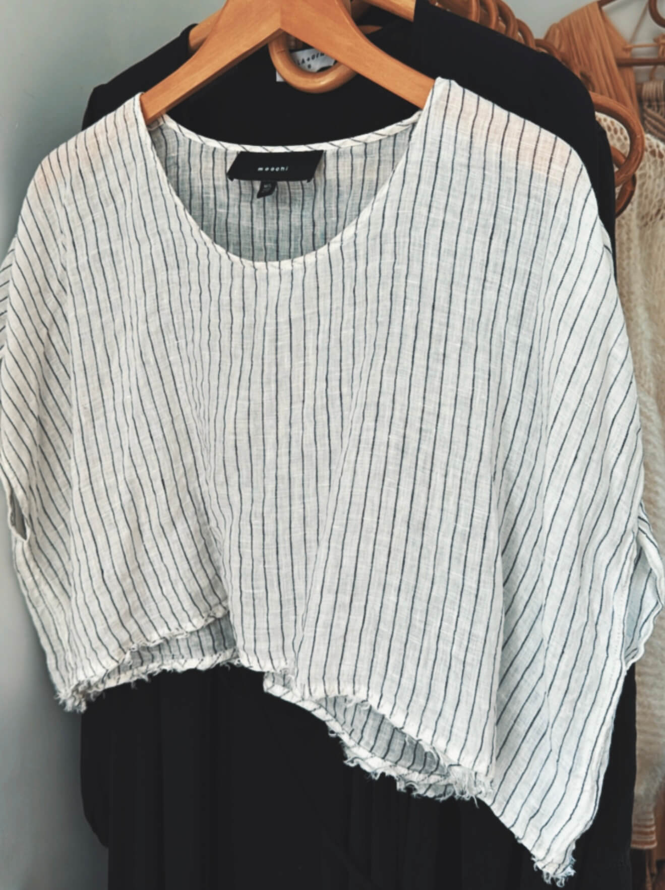 MOOCHI Striped Linen Cropped Blouse // M/L