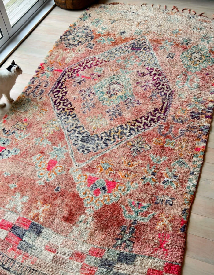 Vintage Moroccan Boujaad Rug // Lilawil