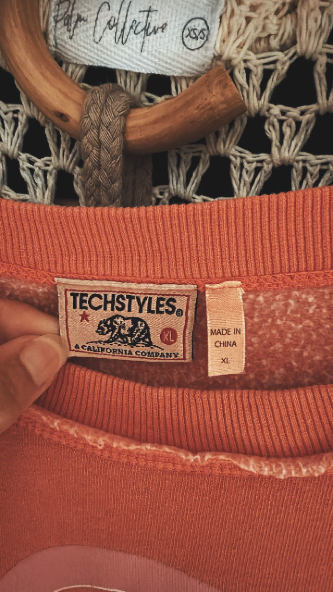 TECHSTYLES - A CALIFORNIA COMPANY Peace Love Sweatshirt // Orange // XL