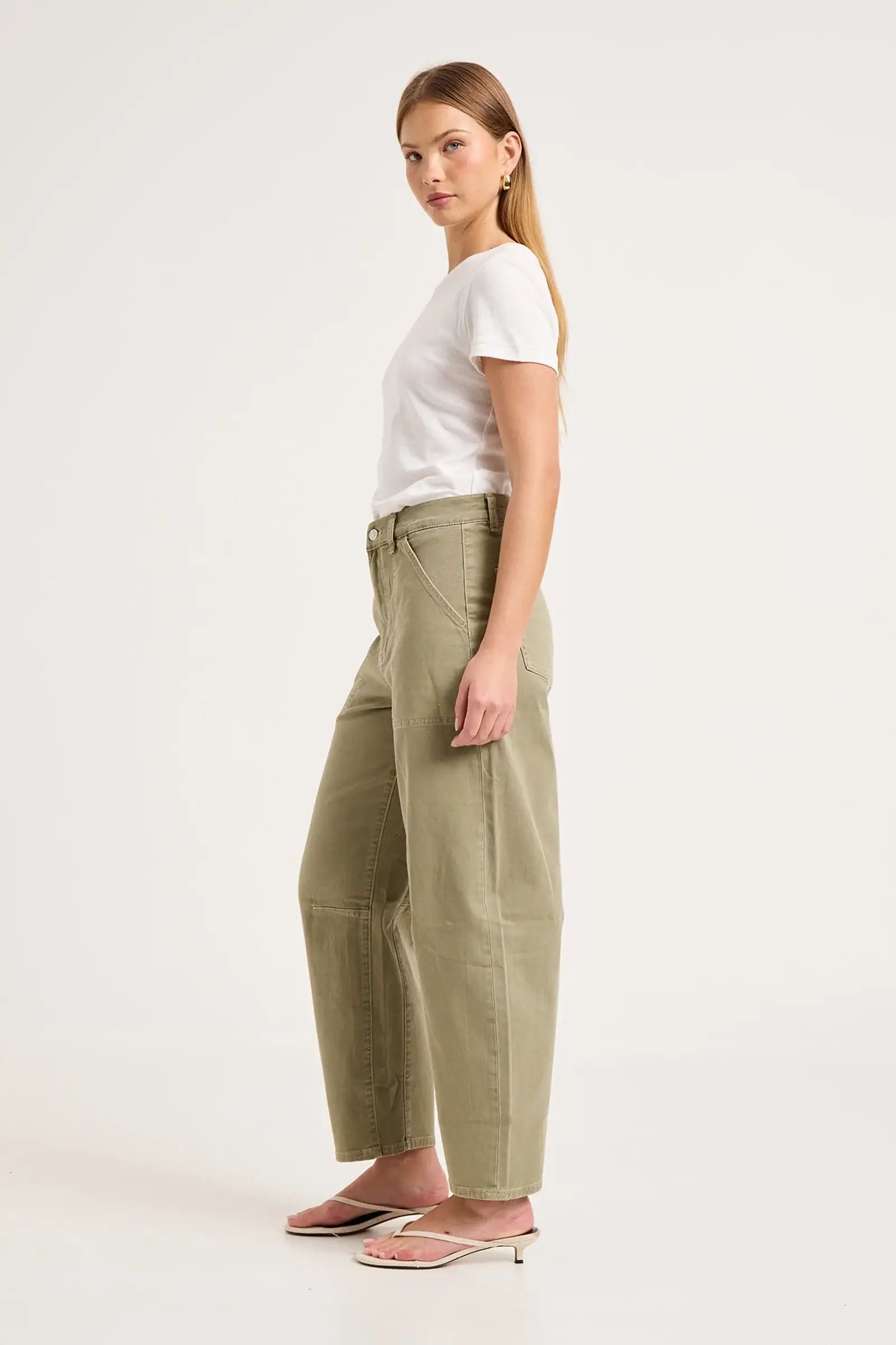 ROLLA'S // Gigi Barrel Trade Jean // DRILL SUMMER OLIVE // Size 30