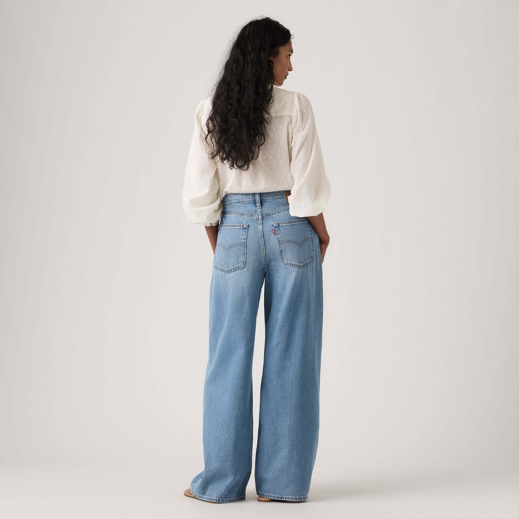 LEVI'S® // Women's XL Straight Jeans // Good Grades // Size 31