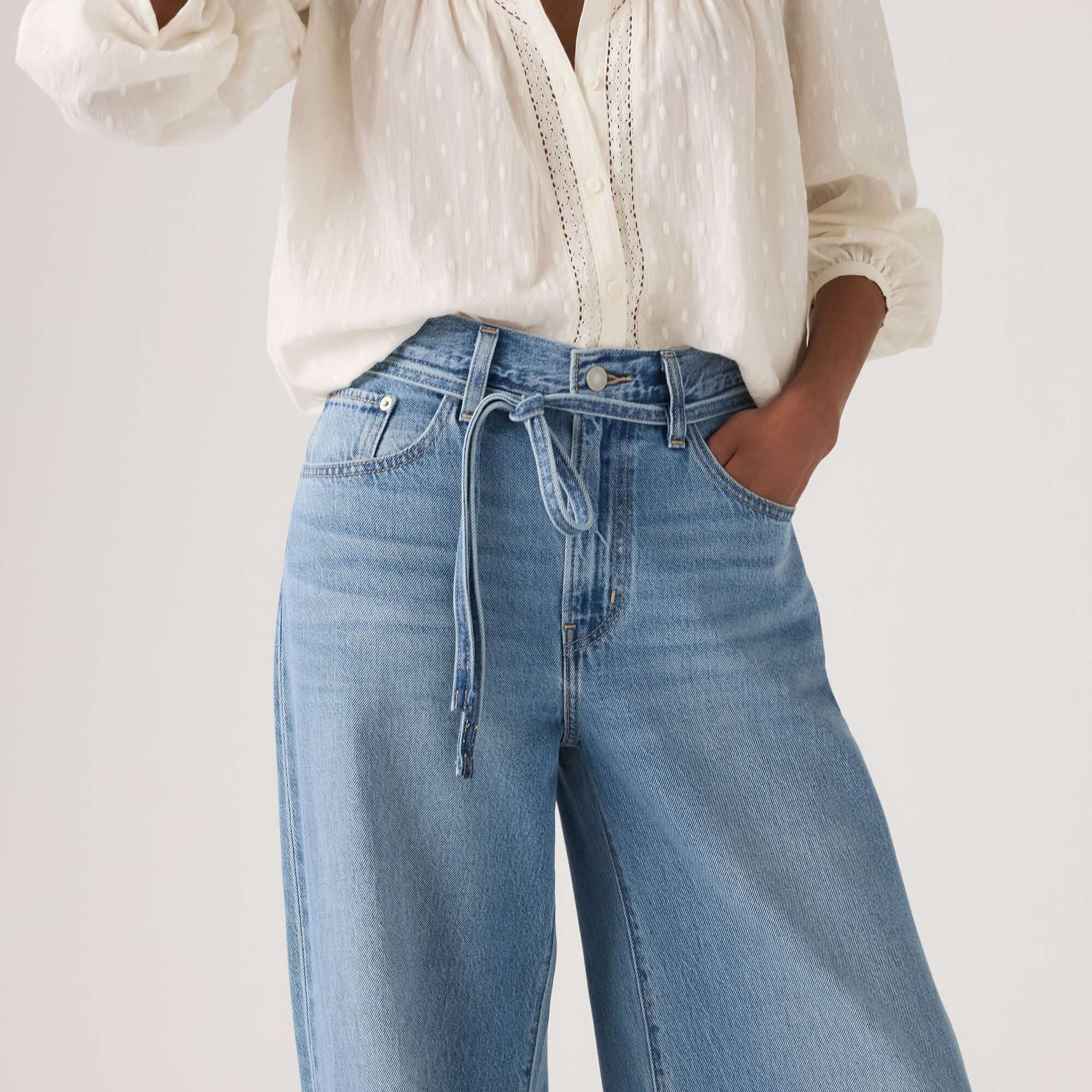 LEVI'S® // Women's XL Straight Jeans // Good Grades // Size 31