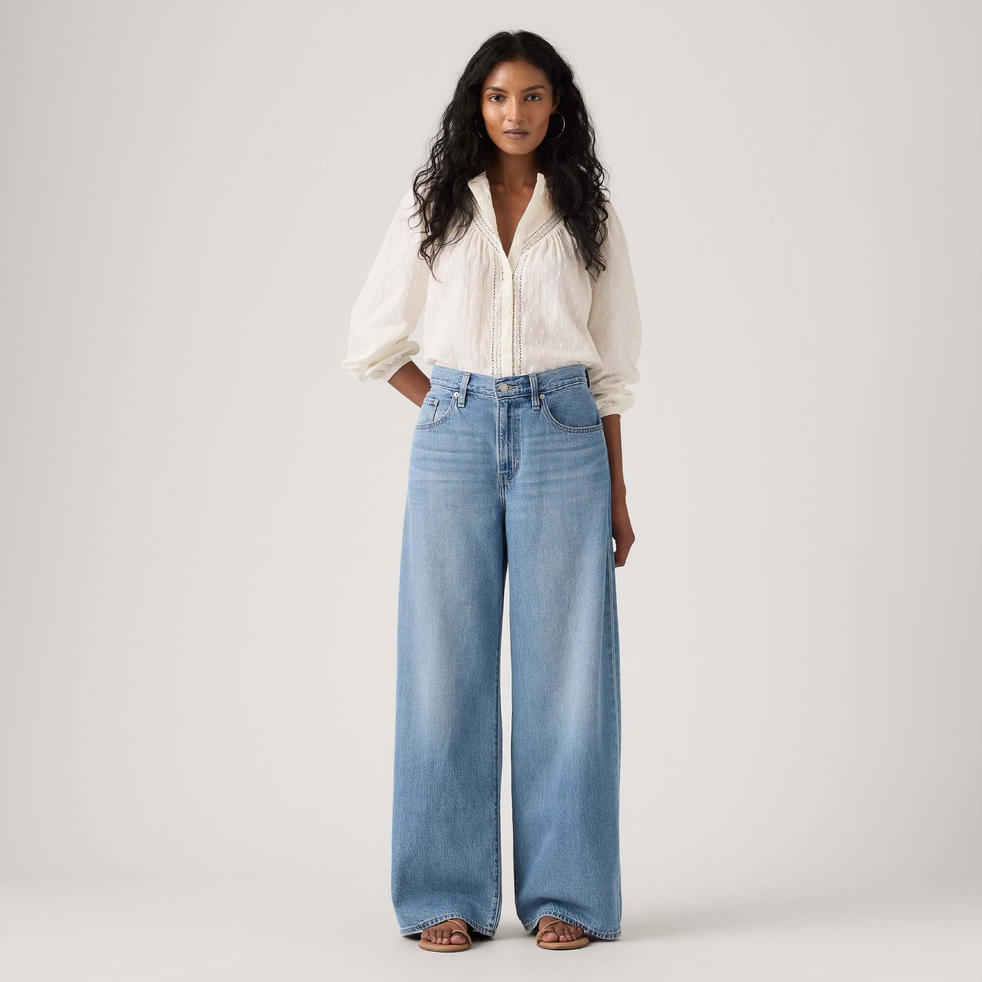 LEVI'S® // Women's XL Straight Jeans // Good Grades // Size 31