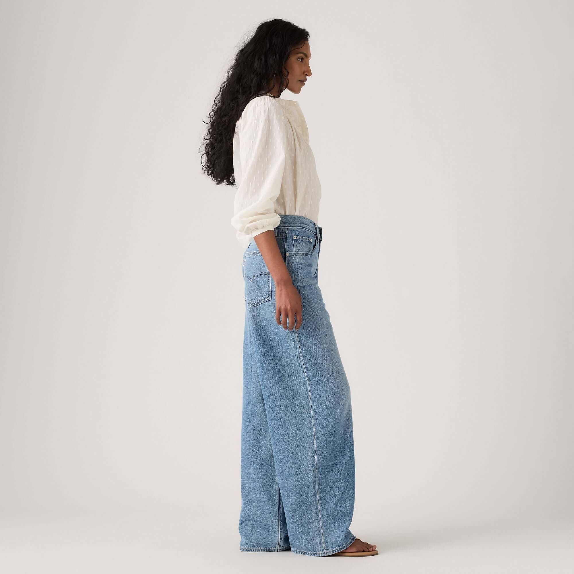 LEVI'S® // Women's XL Straight Jeans // Good Grades // Size 31