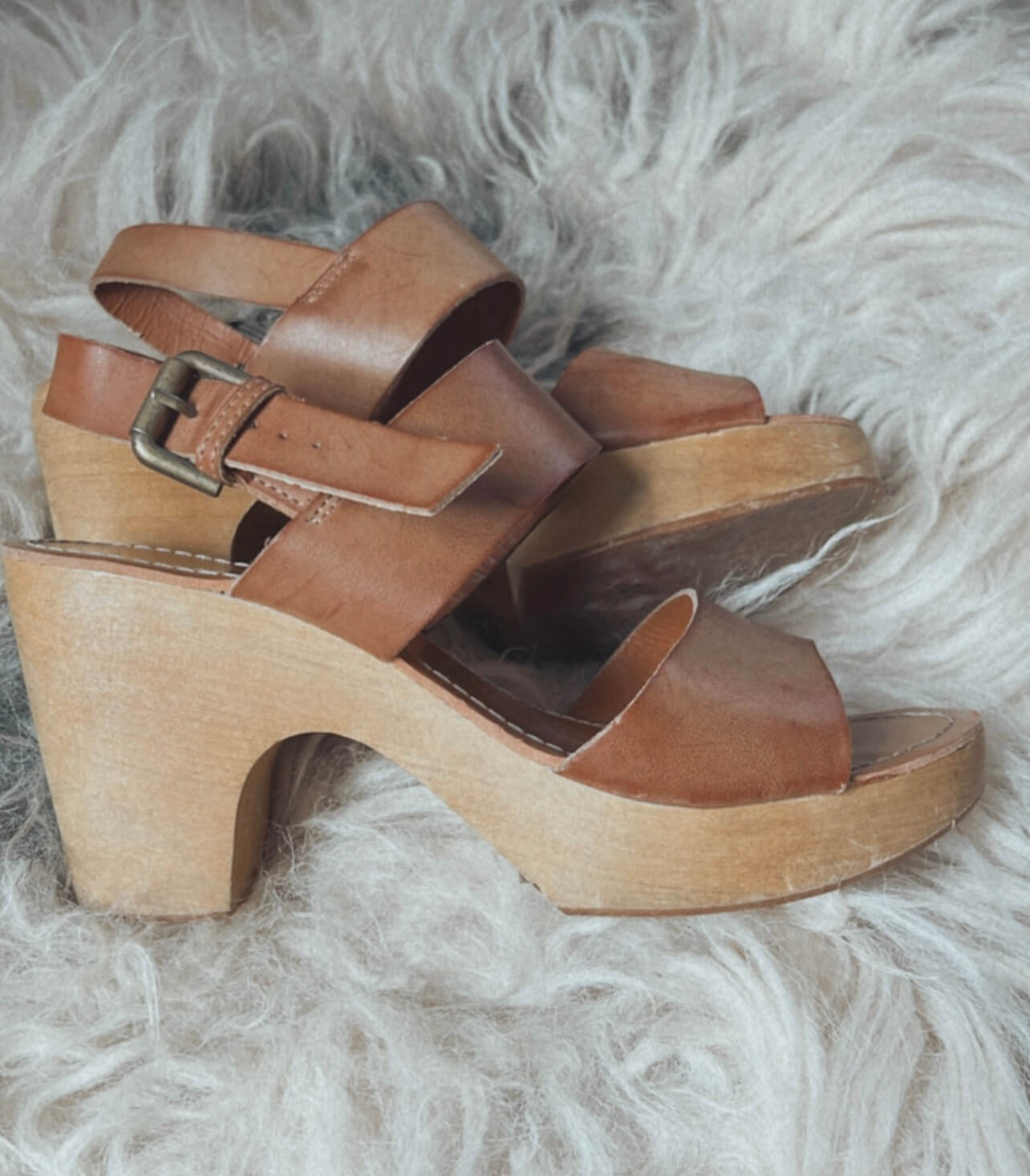 Tan Wooden Heeled Sandals // Size 40