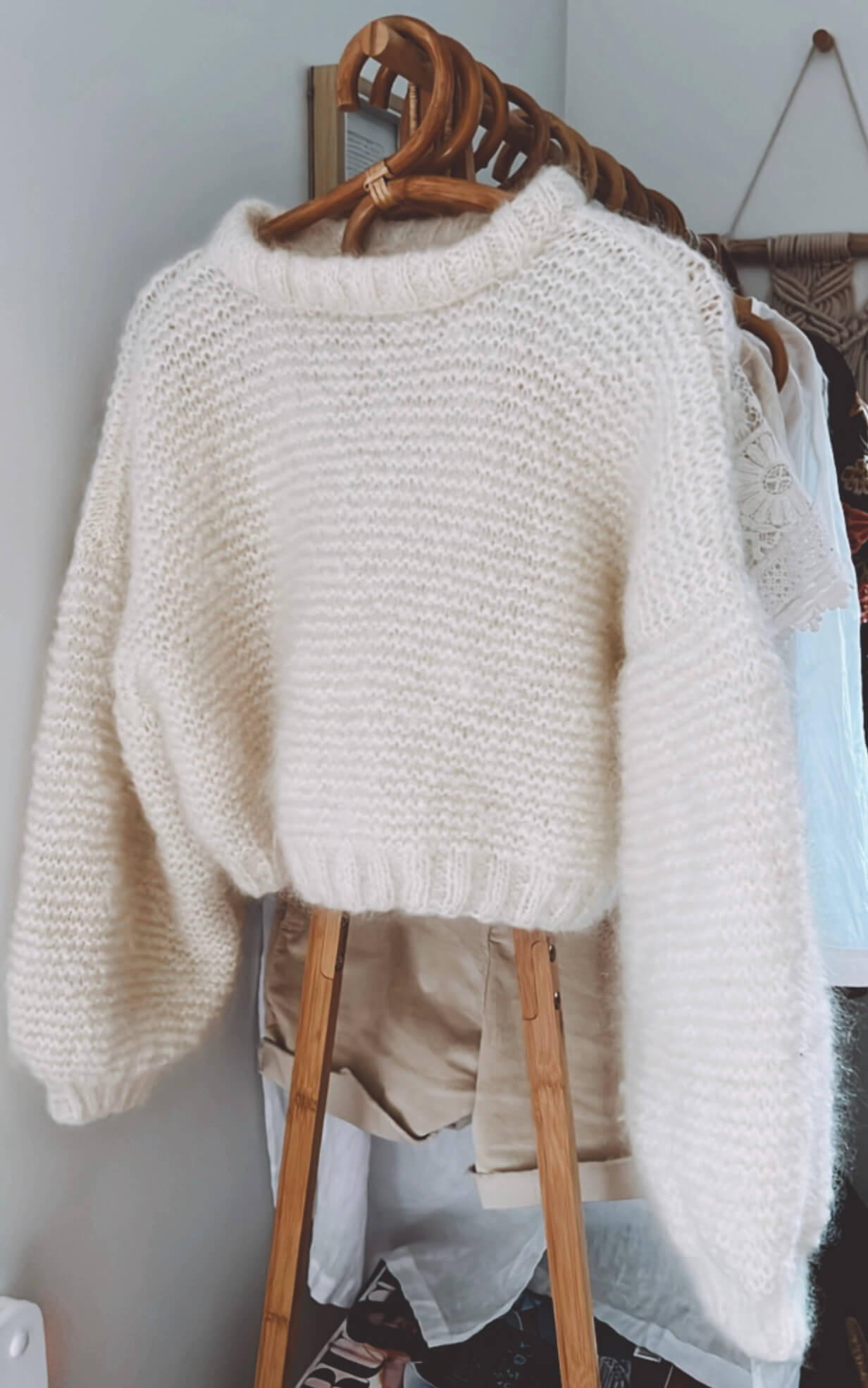 The Cropped Crew II // Cream Mohair