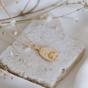 Arnhem x Luna & Rose 'Here Comes The Sun' Pendant Necklace // Gold