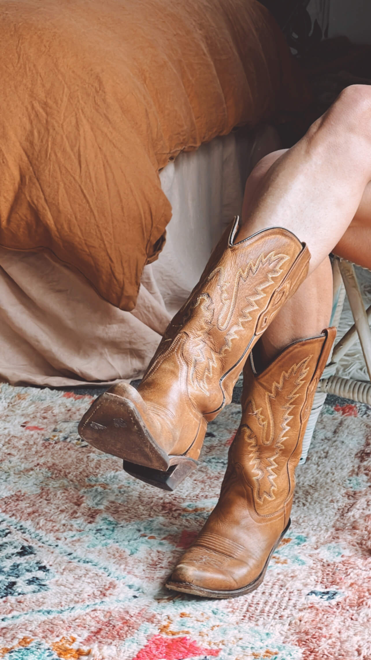 Old West Tan Leather Cowboy Boots  //  Size 39