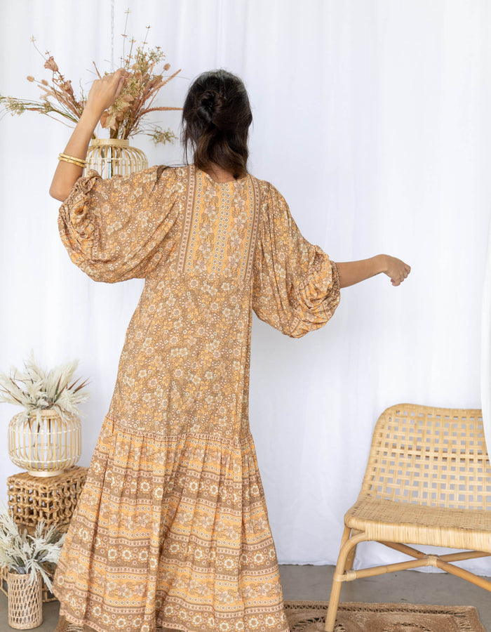 Savannah Maxi  //  Chestnut